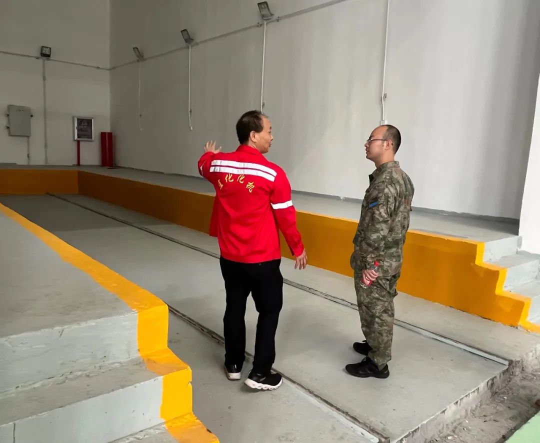 猇亭區(qū)人民武裝部監(jiān)察組一行到華興檢測(cè)進(jìn)行安全檢查督導(dǎo)(圖2) 圖片