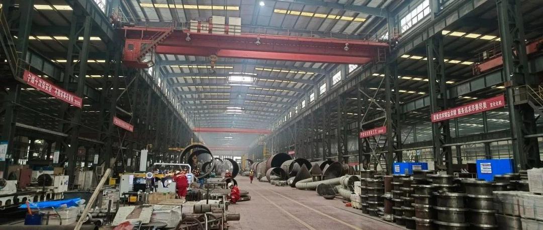 【現(xiàn)場辦公】化機公司黨委書記、董事長、總經(jīng)理楊中澤一行到夷陵制造基地現(xiàn)場辦公