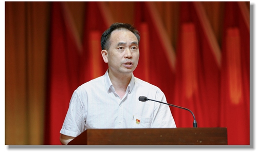 宜化集團(tuán)黨委中心組組織2019年第六次集中(擴(kuò)大)學(xué)習(xí)(圖3) 宜化集團(tuán)黨委中心組組織2019年第六次集中(擴(kuò)大)學(xué)習(xí)(圖3)