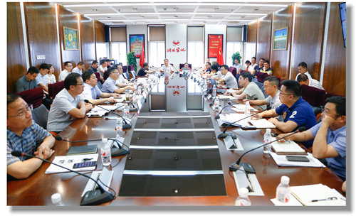 宜化集團召開5月份效益分析總結會(圖1) 宜化集團召開5月份效益分析總結會(圖1)