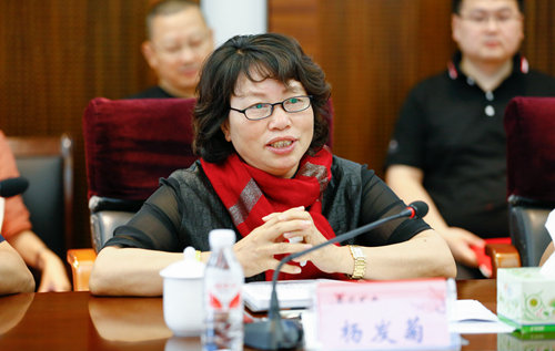 責(zé)任共擔(dān) 利益共享——宜化集團(tuán)召開(kāi)2019年磷礦供應(yīng)商懇談會(huì)(圖4) 責(zé)任共擔(dān) 利益共享——宜化集團(tuán)召開(kāi)2019年磷礦供應(yīng)商懇談會(huì)(圖4)