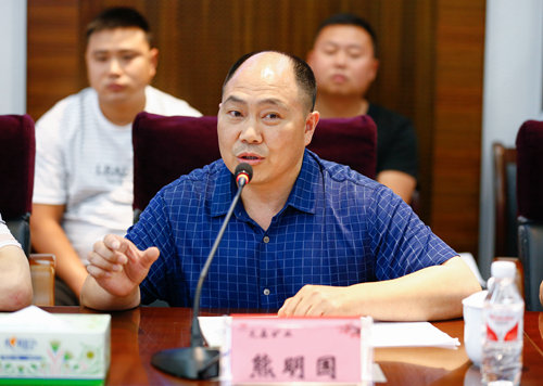 責(zé)任共擔(dān) 利益共享——宜化集團(tuán)召開(kāi)2019年磷礦供應(yīng)商懇談會(huì)(圖7) 責(zé)任共擔(dān) 利益共享——宜化集團(tuán)召開(kāi)2019年磷礦供應(yīng)商懇談會(huì)(圖7)