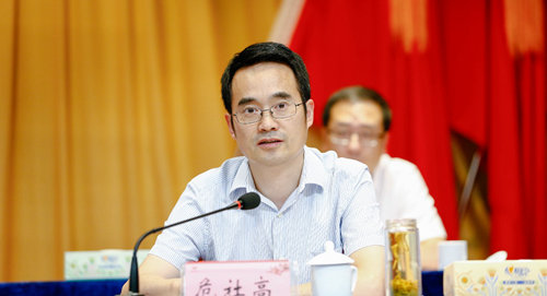 宜化集團召開2019年上半年經營形勢分析會(圖2) 宜化集團召開2019年上半年經營形勢分析會(圖2)