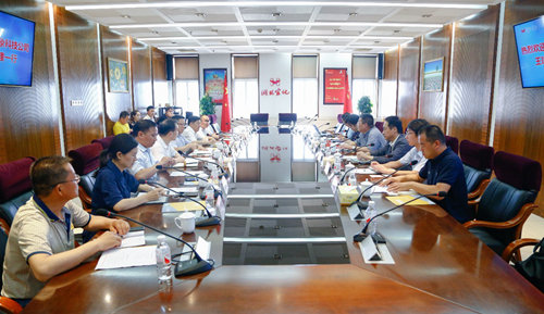 浙江金象科技有限公司總經(jīng)理王建中一行到訪宜化集團(圖2) 浙江金象科技有限公司總經(jīng)理王建中一行到訪宜化集團(圖2)