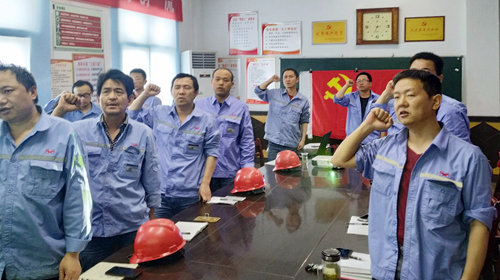 宜化集團安全警示日:深刻吸取教訓(xùn) 堅守安全底線(圖4) 宜化集團安全警示日:深刻吸取教訓(xùn) 堅守安全底線(圖4)