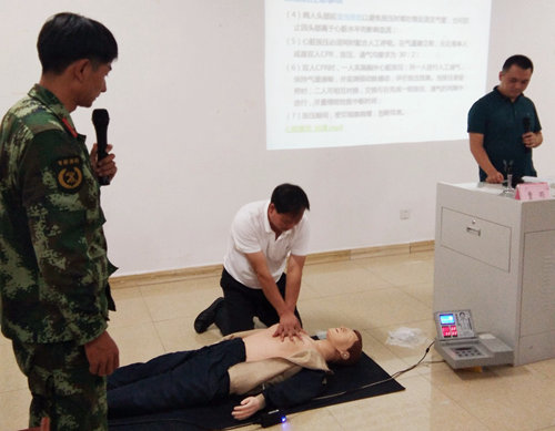 宜化集團(tuán)優(yōu)秀班組長“三個一”活動圓滿結(jié)束(圖2) 宜化集團(tuán)優(yōu)秀班組長“三個一”活動圓滿結(jié)束(圖2)