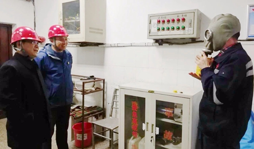 王大真新年前夕夜查股份公司(圖3) 王大真新年前夕夜查股份公司(圖3)