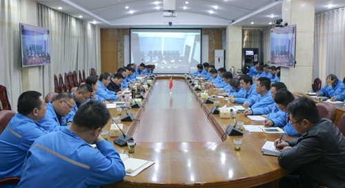 宜化集團(tuán)傳達(dá)學(xué)習(xí)全國(guó)、湖北省和宜昌市安全生產(chǎn)電視電話(huà)會(huì)議精神