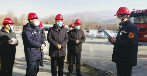 青海省委常委、省總工會主席馬吉孝到青海宜化調(diào)研慰問